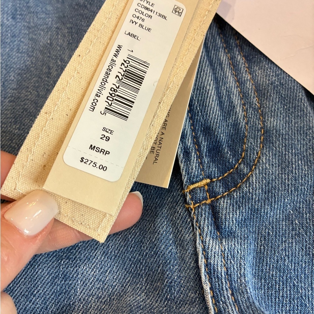 Alice + Olivia denim shorts size 29 NWT - Picture 3 of 3